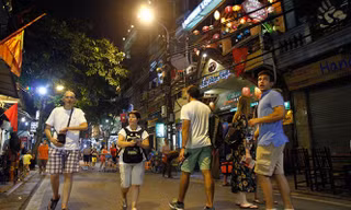 Không cấp phép những quán bar, nhà hàng lộn xộn, gây tiếng ồn ảnh hưởng đến người dân.