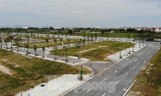 Hà Nội bất ngờ ngừng tổ chức đấu giá 44 lô đất tại Đông Anh