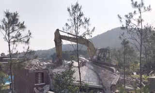 Cưỡng chế công trình vi phạm tại Sóc Sơn