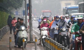 “Phạt nguội” di động với những vi phạm lòng đường, vỉa hè sẽ giúp khắc phục những bất cập trong xử lý vi phạm hiện nay?