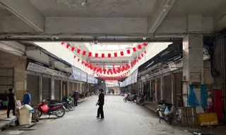 Hàng loạt hộ kinh doanh ở chợ Đồng Xuân đóng cửa: Lộ lý do bất ngờ