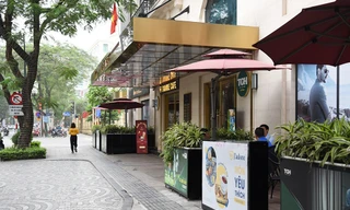 Đề xuất thí điểm thu phí vỉa hè ở quận Hoàn Kiếm