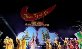 Lễ hội Tình yêu hút gần 100.000 du khách tại Hà Nội