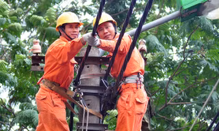 Nắng nóng 40 độ, tiêu thụ điện tăng kỷ lục