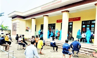 Xét nghiệm sàng lọc cộng đồng tại tỉnh Vĩnh Phúc. Ảnh minh họa