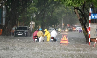 Hà Nội vẫn còn nhiều nơi "phố thành sông" khi mùa mưa sắp đến