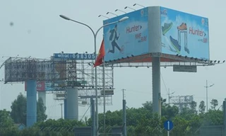 Hà Nội xử lý dứt điểm hàng loạt biển quảng cáo vi phạm