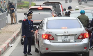 Xử phạt cả xe buýt thường lấn làn buýt nhanh BRT