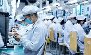 Thưởng Tết cao nhất tại Hà Nội giảm một nửa so với năm trước