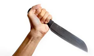 Quen thói côn đồ, chém đứt tay bạn cùng khu trọ