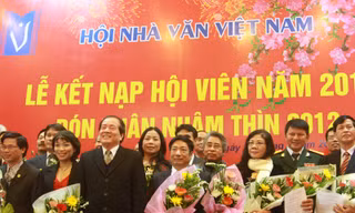 Hội nhà văn kết nạp 41 hội viên mới