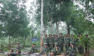 Vén mây, nói chuyện với bầu trời