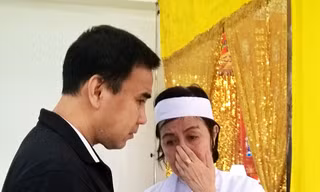 Người bạn đời bên Chánh Tín lúc sung túc lẫn nghèo khó
