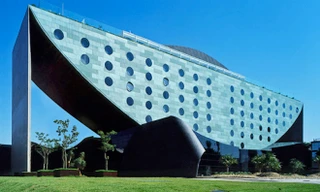 Viện văn hóa Tomie Ohtake.