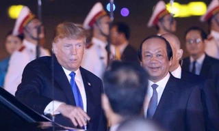 Những hình ảnh đầu tiên của Tổng thống Mỹ Donald Trump ở Hà Nội