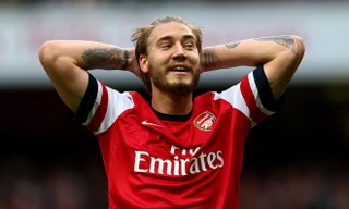 Bendtner chỉ chịu rời Arsenal nếu nhận được mức lương khủng.