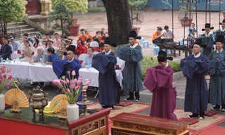 Tết Đoan Ngọ trong cung đình diễn ra như thế nào?