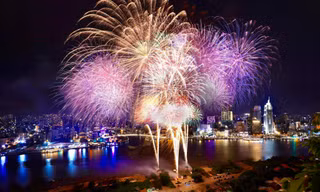 Pháo hoa rực sáng bầu trời TPHCM mừng Quốc khánh