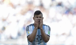 Tuyển Argentina rúng động vì hung tin từ Aguero