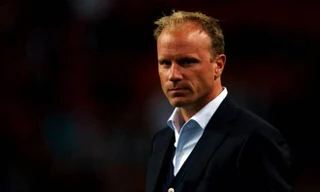 Dennis Bergkamp có thể dẫn dắt Swansea City trong ít ngày tới.