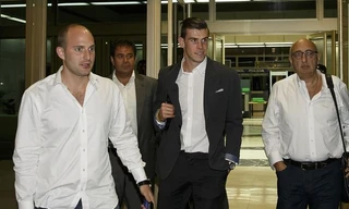 Barnett (phải), Manasseh (thứ hai từ trái sang) cùng Bale