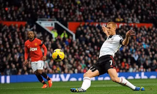 M.U- Fulham (2-2): Thất vọng Quỷ đỏ
