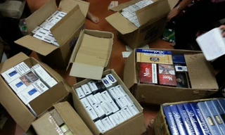 Đang án treo, vẫn buôn thuốc lá lậu