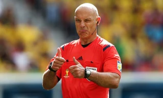 Brazil bác chuyện trọng tài Howard Webb là 'vận may'