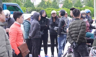 Dân phe mua lại vé trận Việt Nam - Malaysia gấp 10 lần