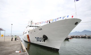 Tàu lực lượng Bảo vệ bờ biển Hàn Quốc thăm Đà Nẵng