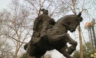 Tượng Trương Liêu ở Hợp Phì