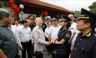 Tổng Bí thư Nguyễn Phú Trọng thăm Cửa khẩu Quốc tế Hữu Nghị
