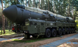 Nga qua mặt Mỹ về số lượng vũ khí hạt nhân