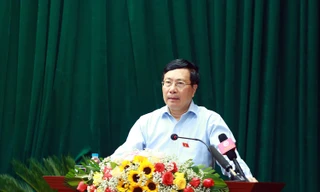 Phó Thủ tướng Phạm Bình Minh tiếp xúc cử tri Bà Rịa-Vũng Tàu