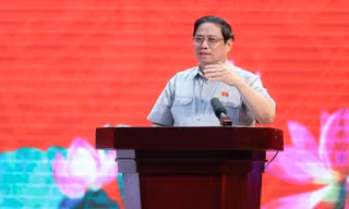 Thủ tướng Phạm Minh Chính: 'Nghiên cứu rút ngắn chu kỳ điều chỉnh giá xăng dầu'
