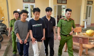 Bắt nhóm sinh viên lừa bán số sim 'Vip', chiếm đoạt tiền tỷ