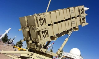 Israel bắn hạ một tiêm kích Syria vi phạm không phận