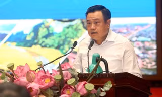 Chủ tịch Hà Nội: Nghiên cứu xây dựng đường vành đai 5 vùng Thủ đô