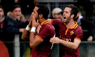  Barcelona quyết tranh bô đôi Pjanic - Benatia với M.U .