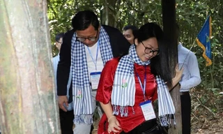 'Đất thép' nở hoa 