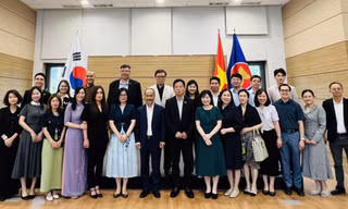 Xây dựng cộng đồng người Việt tại Hàn Quốc ngày càng phát triển mạnh mẽ, vững chắc