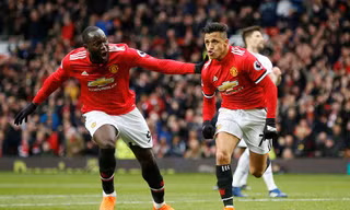 Alexis Sanchez rực sáng, M.U đòi lại ngôi nhì bảng từ Liverpool