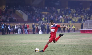 Cận cảnh màn 'đấu súng' giúp Than Quảng Ninh đoạt Siêu Cup