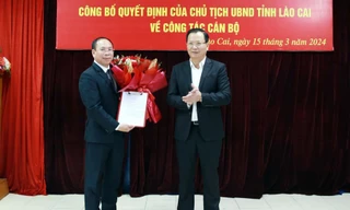 Công bố quyết định của Chủ tịch tỉnh Lào Cai về công tác cán bộ