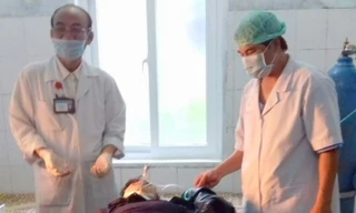 Bệnh nhân H.V.T được Trung tâm Y tế huyện Hướng Hóa kịp thời cứu sống. Ảnh: B.V