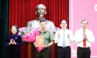 Triển khai quyết định của Ban Bí thư về công tác cán bộ