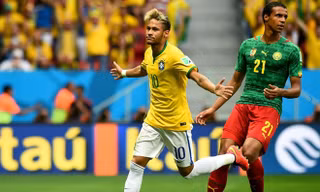 Thắng tưng bừng, Brazil và Mexico lấy vé vào vòng trong