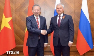 Tổng Bí thư Tô Lâm hội kiến với Chủ tịch Duma Nga Vyacheslav Volodin. Ảnh: TTXVN 