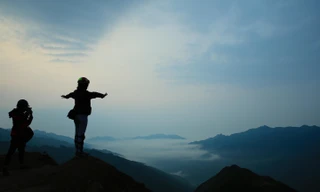 Săn mây trên 'lưng khủng long' Tà Xùa