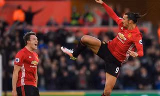 Jones và Ibrahimovic nhiều khả năng góp mặt trong đội hình của M.U ở trận đấu với Man City.